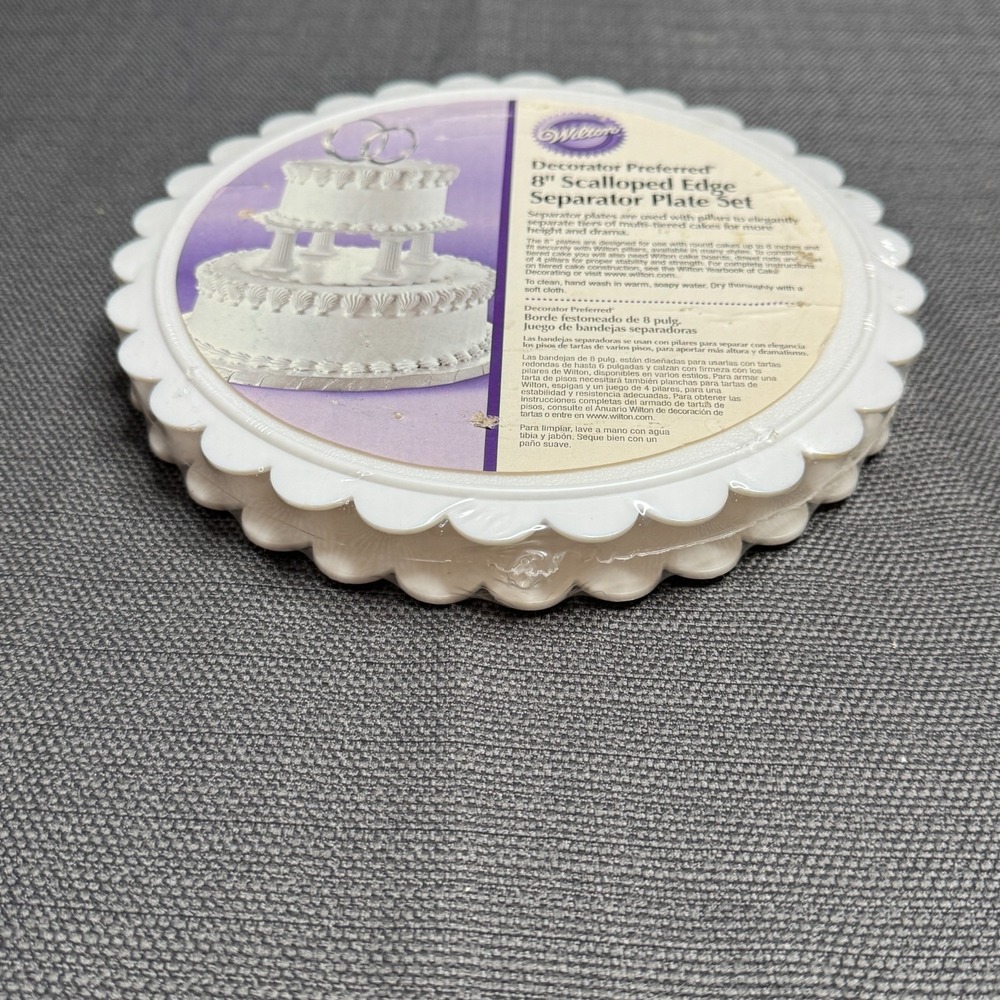 New Wilton 8" Round Decorator Scalloped Edge Cake Separator Plate Set NWT